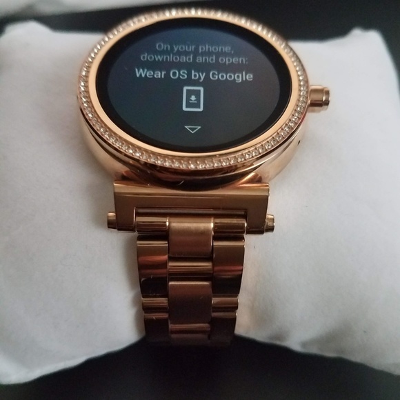 Michael Kors Access Sofie Pavé 42mm Rose Gold main image 6